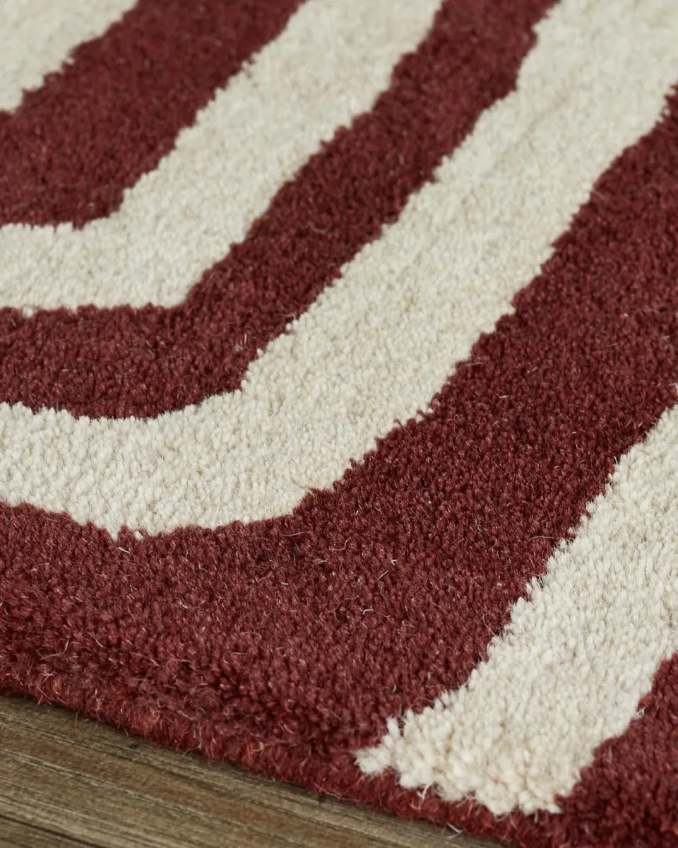 Abstract Swirl deep red wool medium rug - Image 4
