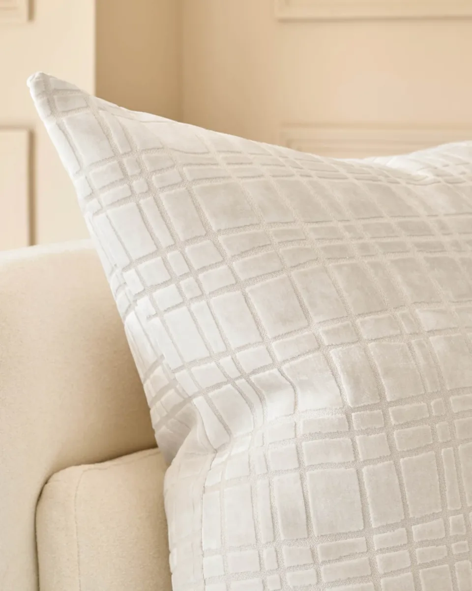 Arabella ivory large velvet cushion - Image 4