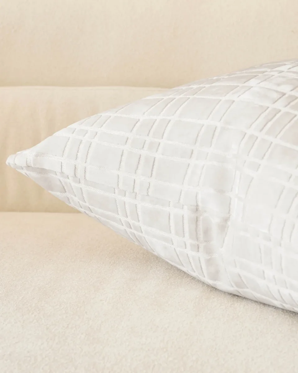 Arabella ivory large velvet cushion - Image 3