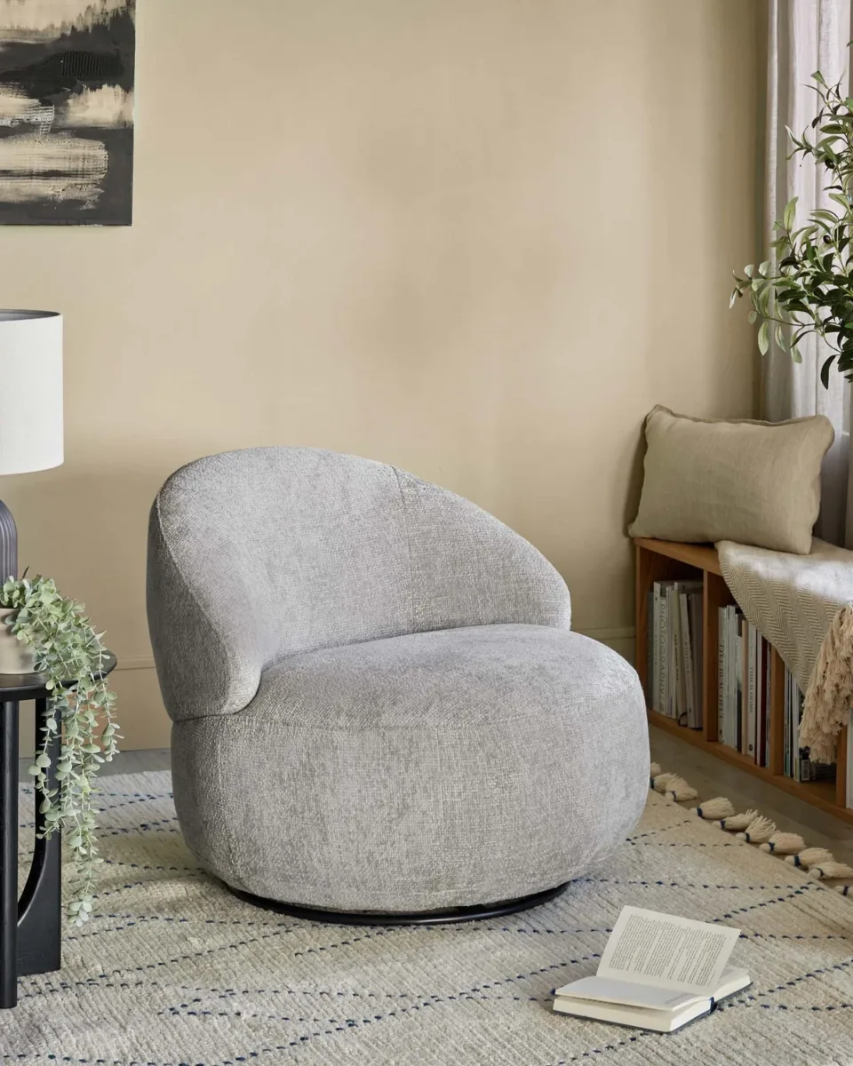 Daphne light grey weave swivel accent chair