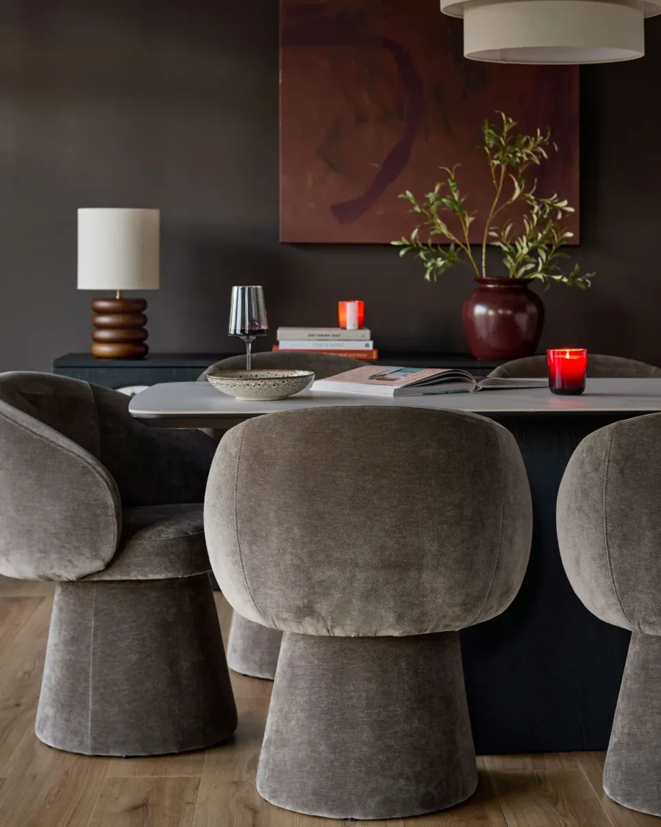 Darcy mocha chenille swivel chair - Image 4