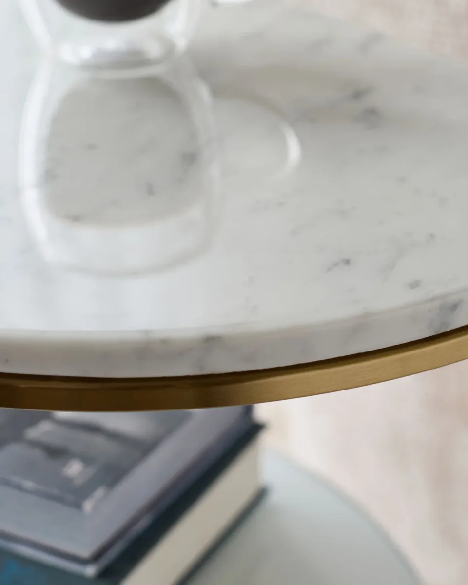 Demi white marble side table - Image 4
