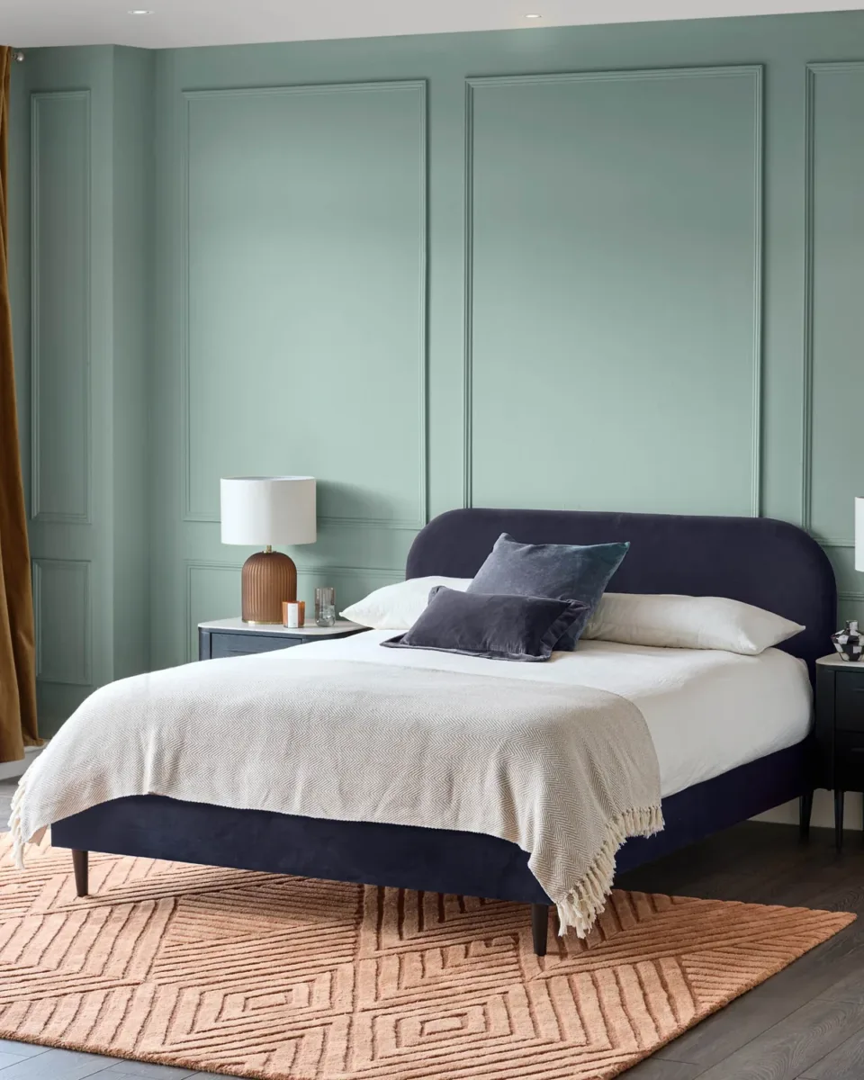 Hampton dark navy velvet double bed
