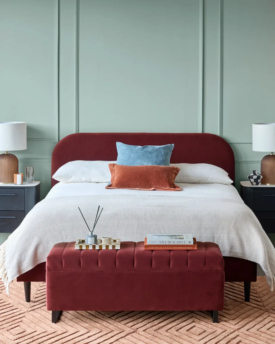 Hampton toffee red velvet king size bed - Image 2