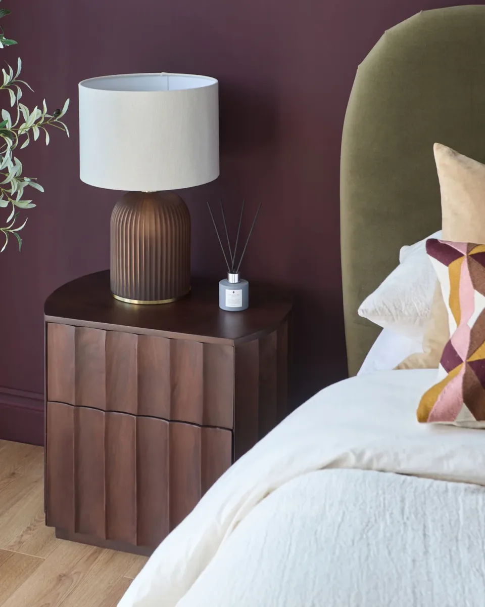 Juniper dark mango wood bedside table - Image 2