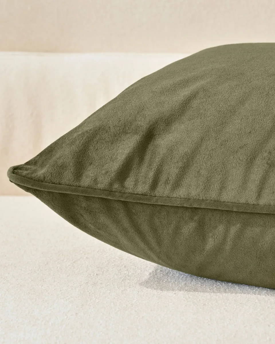 Luca olive green medium velvet cushion - Image 4