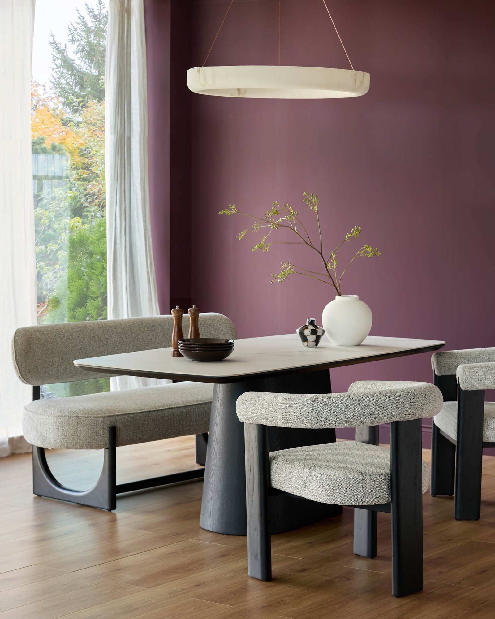 Manhattan white ceramic 8 seater dining table - Image 2