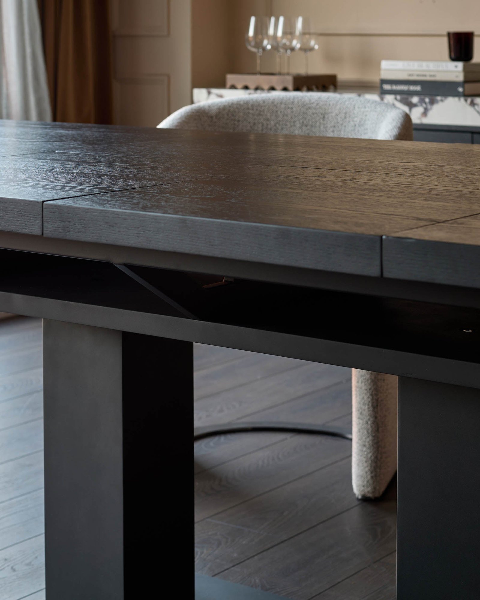 Morgan dark wood extending 8 - 10 seater dining table - Image 12