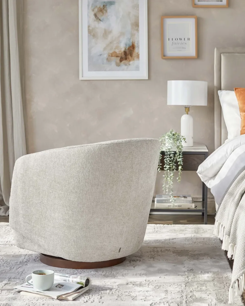 Natalia natural chunky weave swivel accent chair - Image 3
