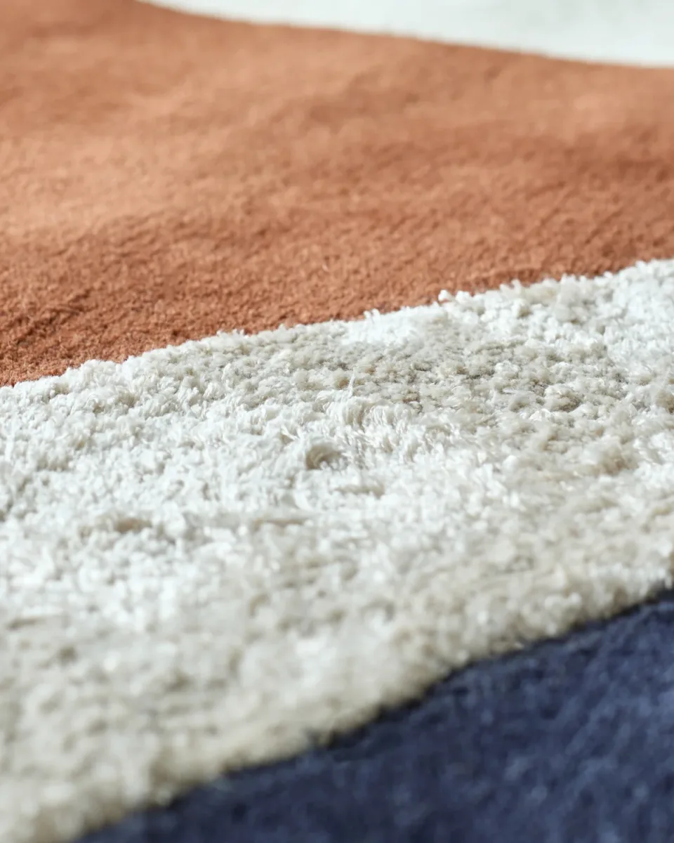 Neo navy textured small rug - Image 4