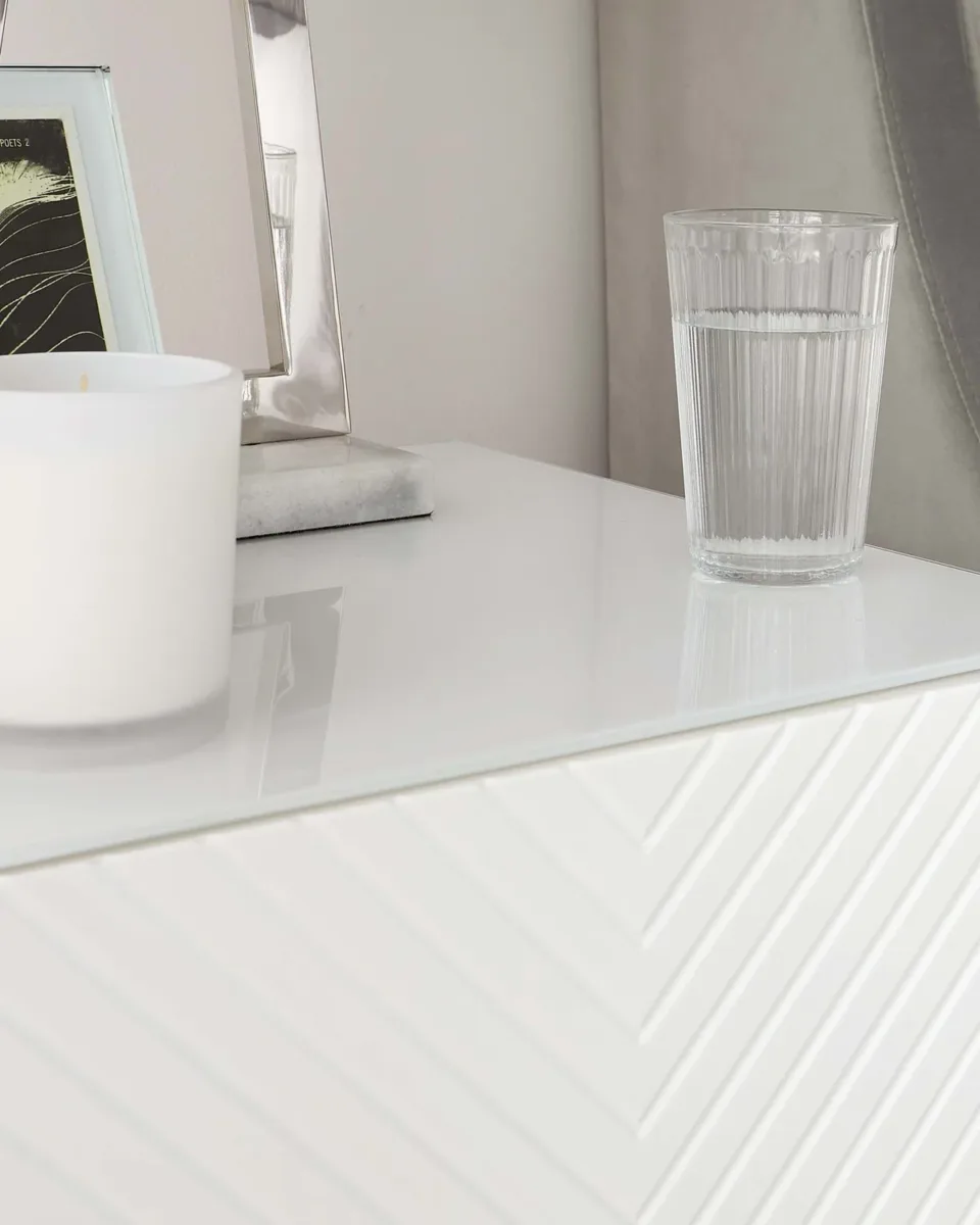 Noah white gloss 2 drawer bedside table - Image 3