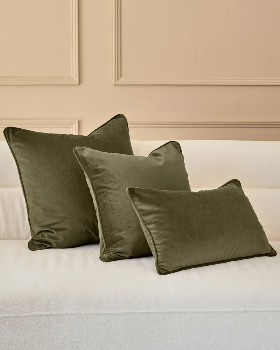 Luca olive green medium velvet cushion - Image 3