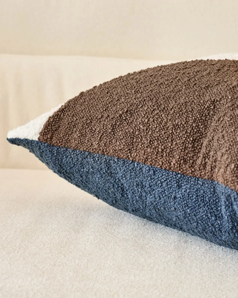 Harmony navy medium boucle cushion - Image 4
