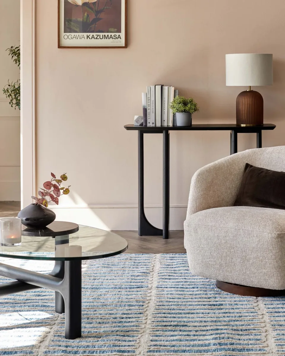 Raine cream and blue textured large rug - Image 4