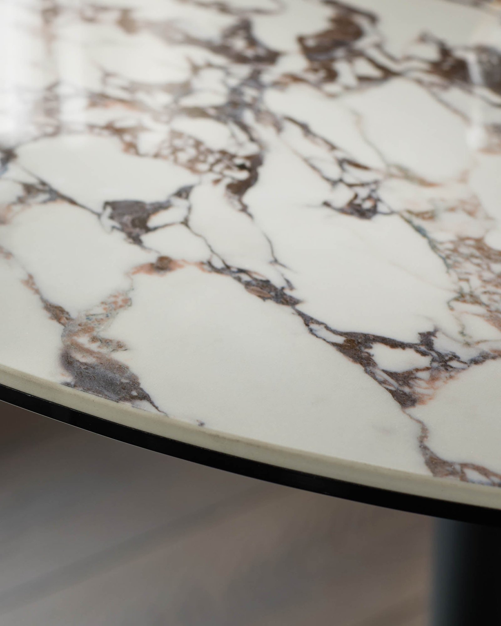 Romeo white calacatta ceramic 4 seater dining table - Image 5
