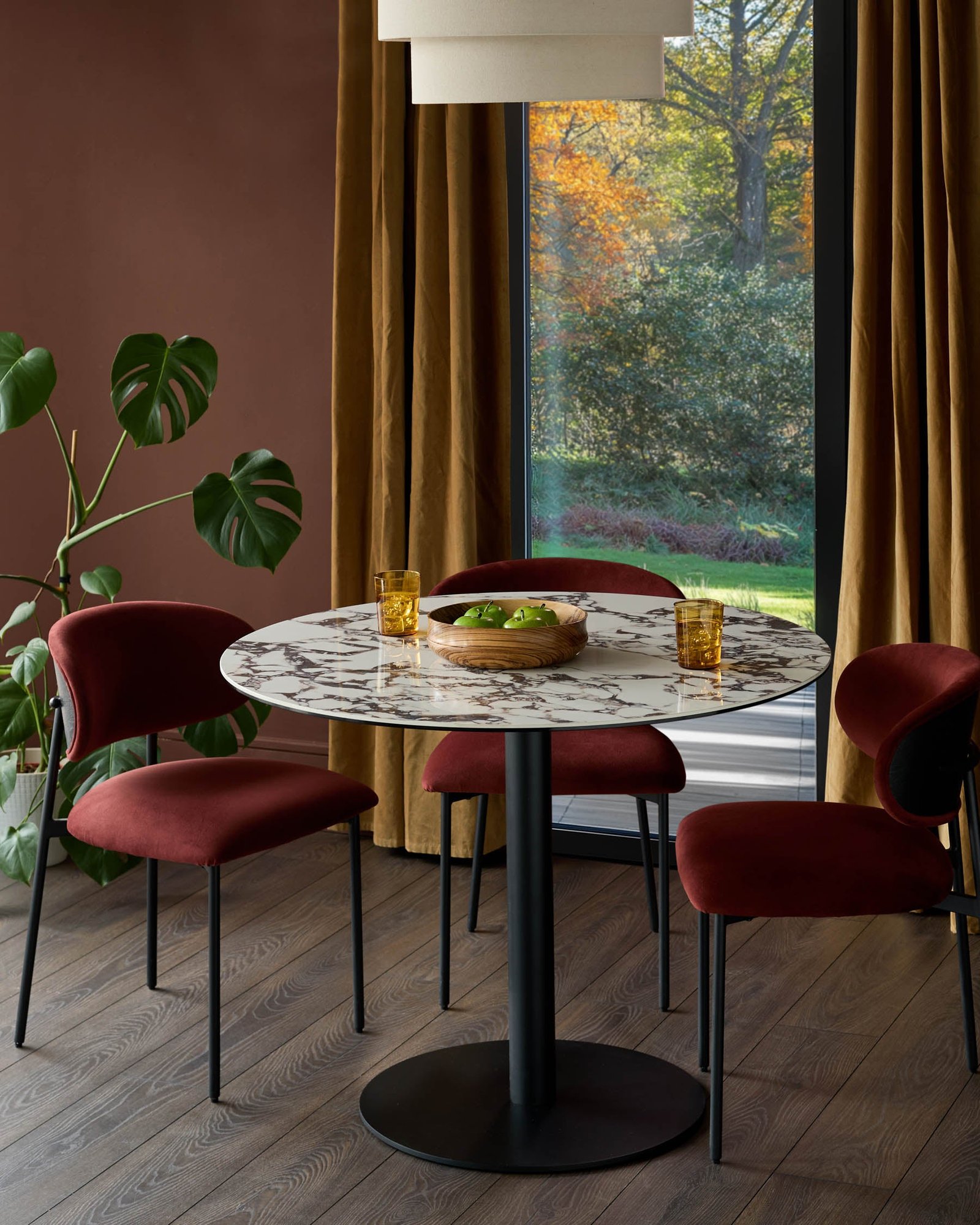 Romeo white calacatta ceramic 4 seater dining table - Image 6