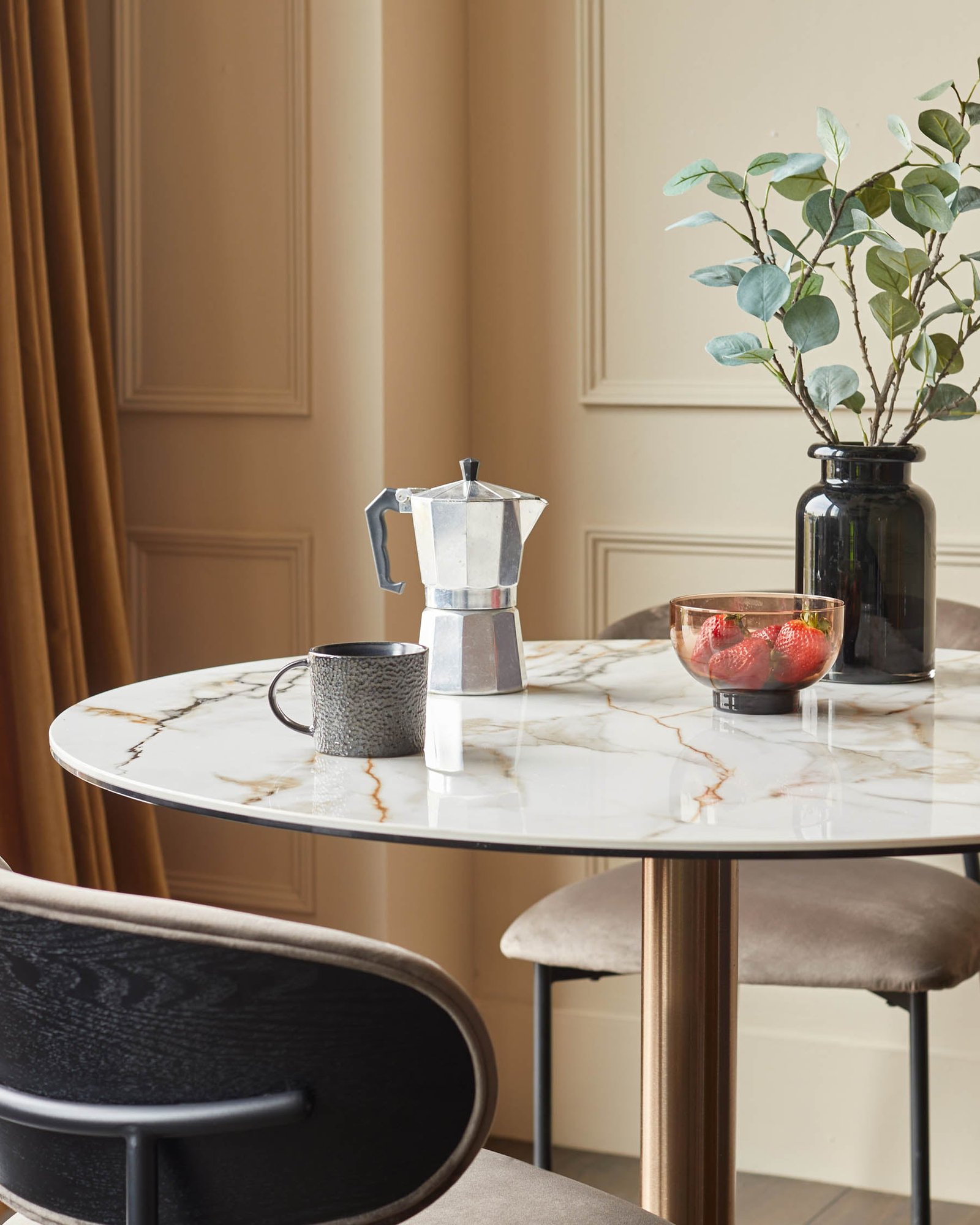 Romeo natural ceramic 4 seater dining table - Image 7