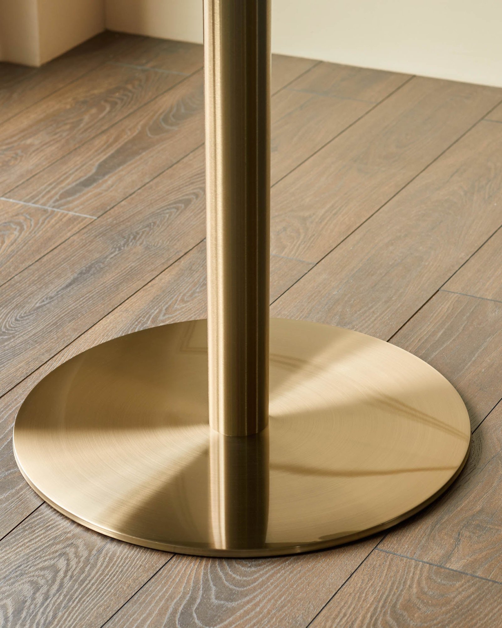 Romeo natural ceramic 4 seater dining table - Image 4