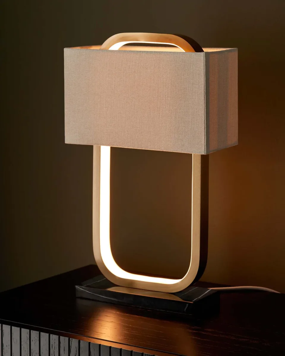 Sanza natural linen and brushed bronze table lamp - Image 2