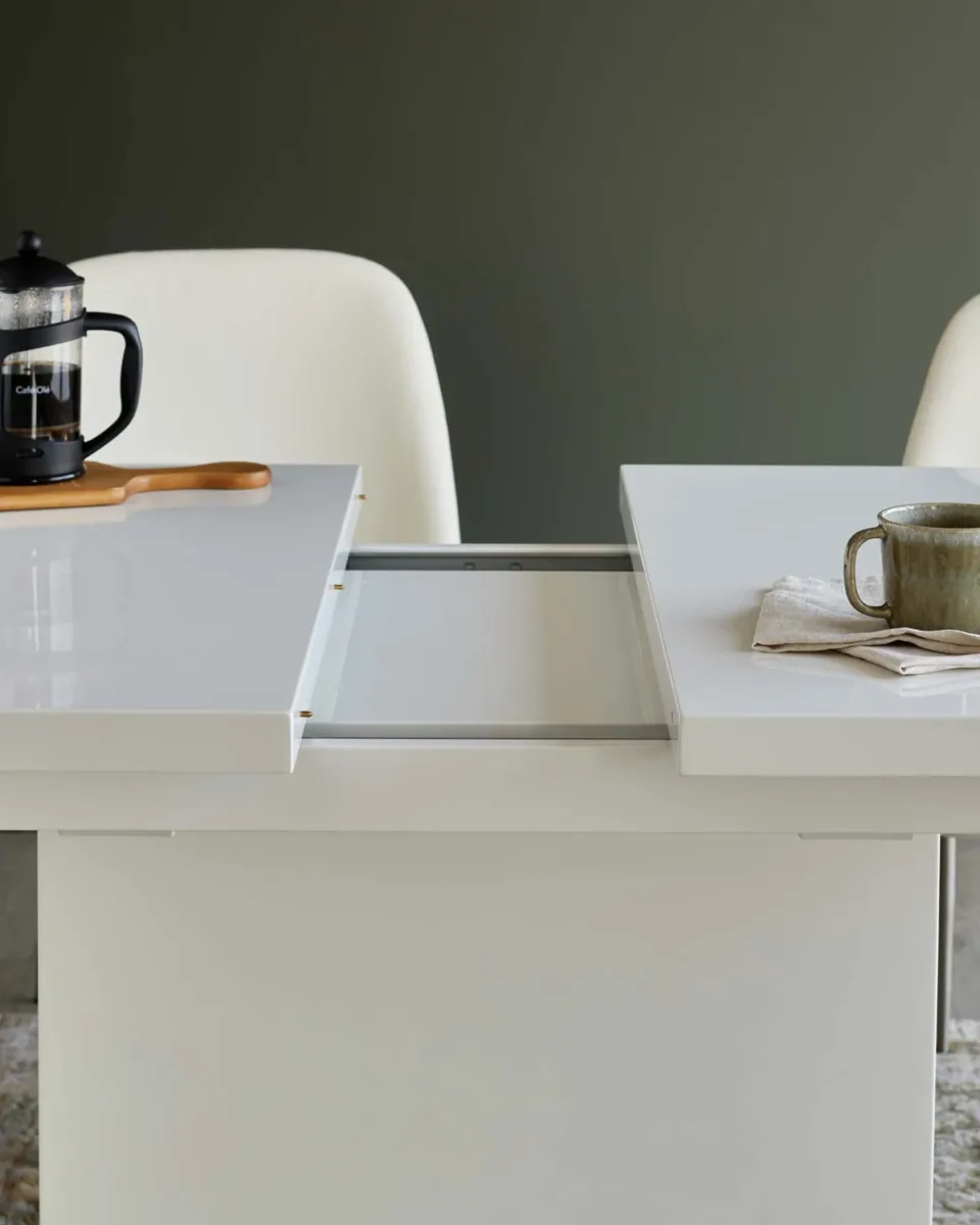 Sanza white gloss extending 6 to 8 seater dining table - Image 4