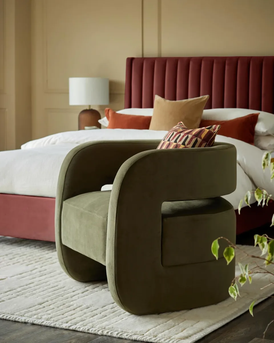 Silas olive green velvet accent chair - Image 4